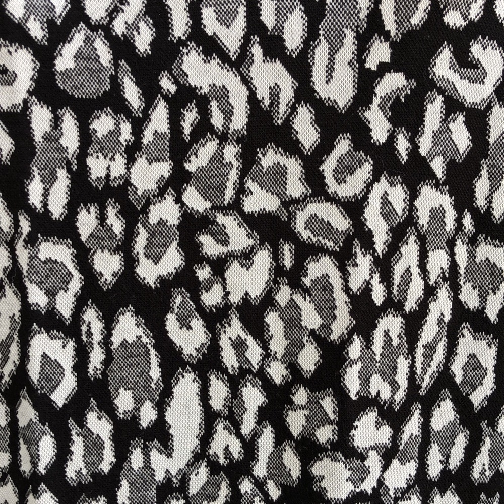 LONDON TIMES Animal Print Sleeveless Dress - Picture 2 of 7